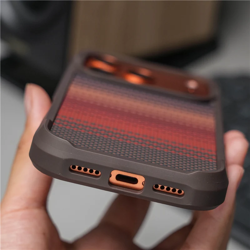 Orijinal Geometrik Teknoloji D - Tech Accessories Hard Case incelemesi ve fiyatı