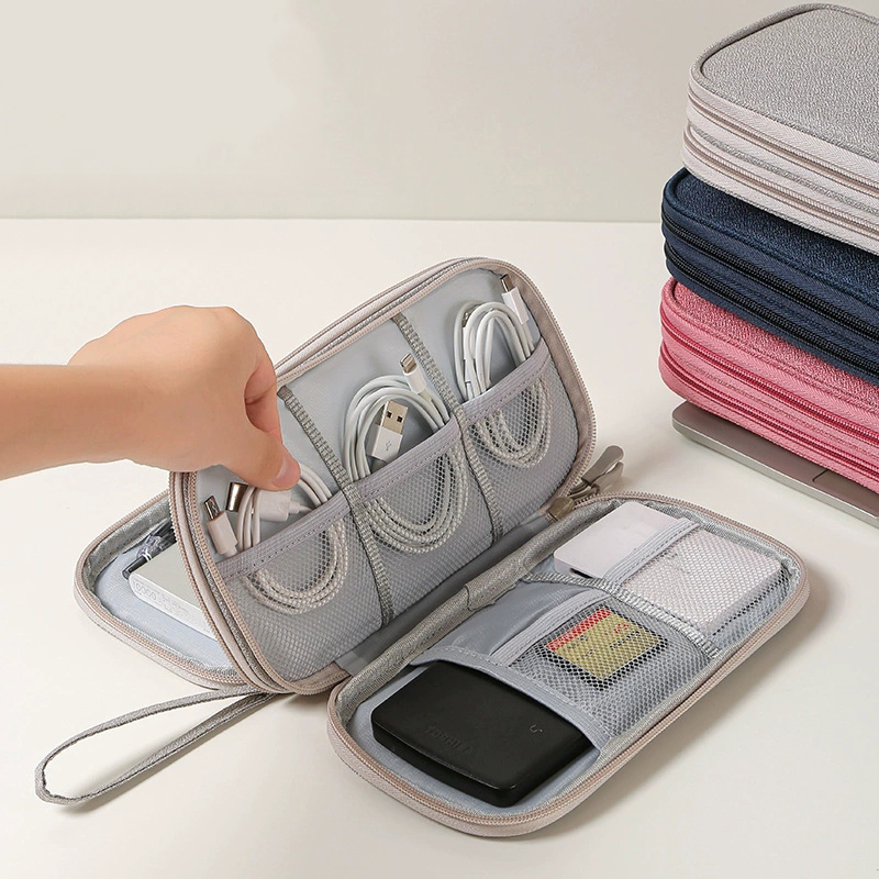 Taşınabilir Teknoloji Düzenley - Tech Accessories Travel Bag incelemesi ve fiyatı
